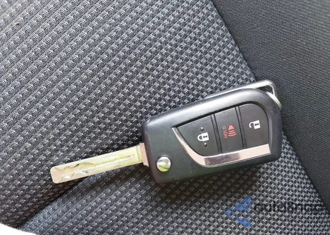 2024 Toyota Rav4 Hybrid Le z USA, uszkodzony, nr VIN 2T3LWRFV1RW192086